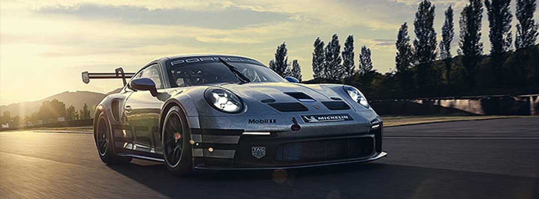 使用911Turbo宽体车身最大马力超过500匹，992世代911 GT3 Cup亮相